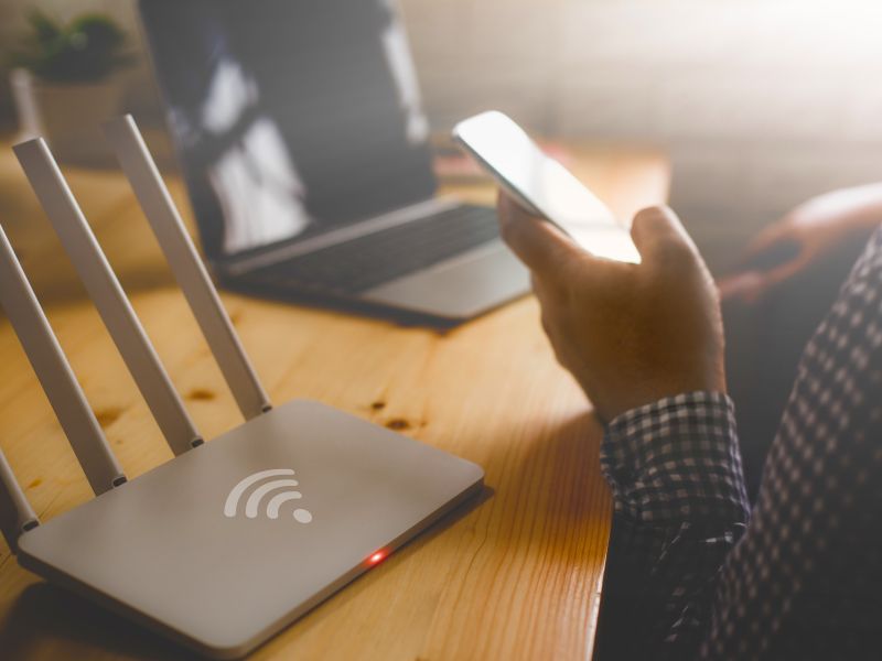 Nabízíme vstřícný přístup a cenově přijatelný internet, s důrazem na kvalitu a spolehlivost.